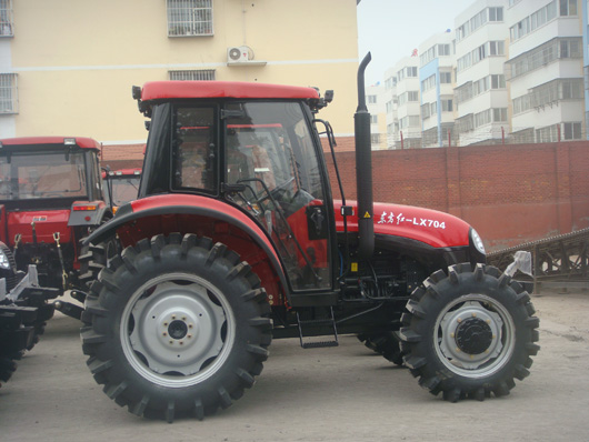 YTO Tractor LX704