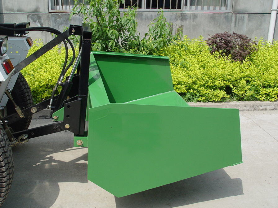 transport-box-attachment-for-tractor